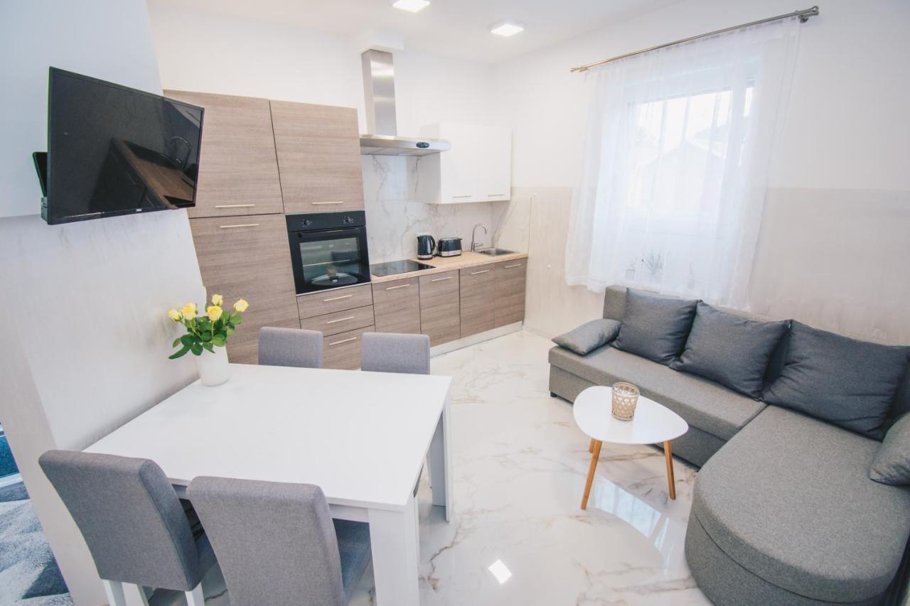 L Apartment Maribor Extérieur photo