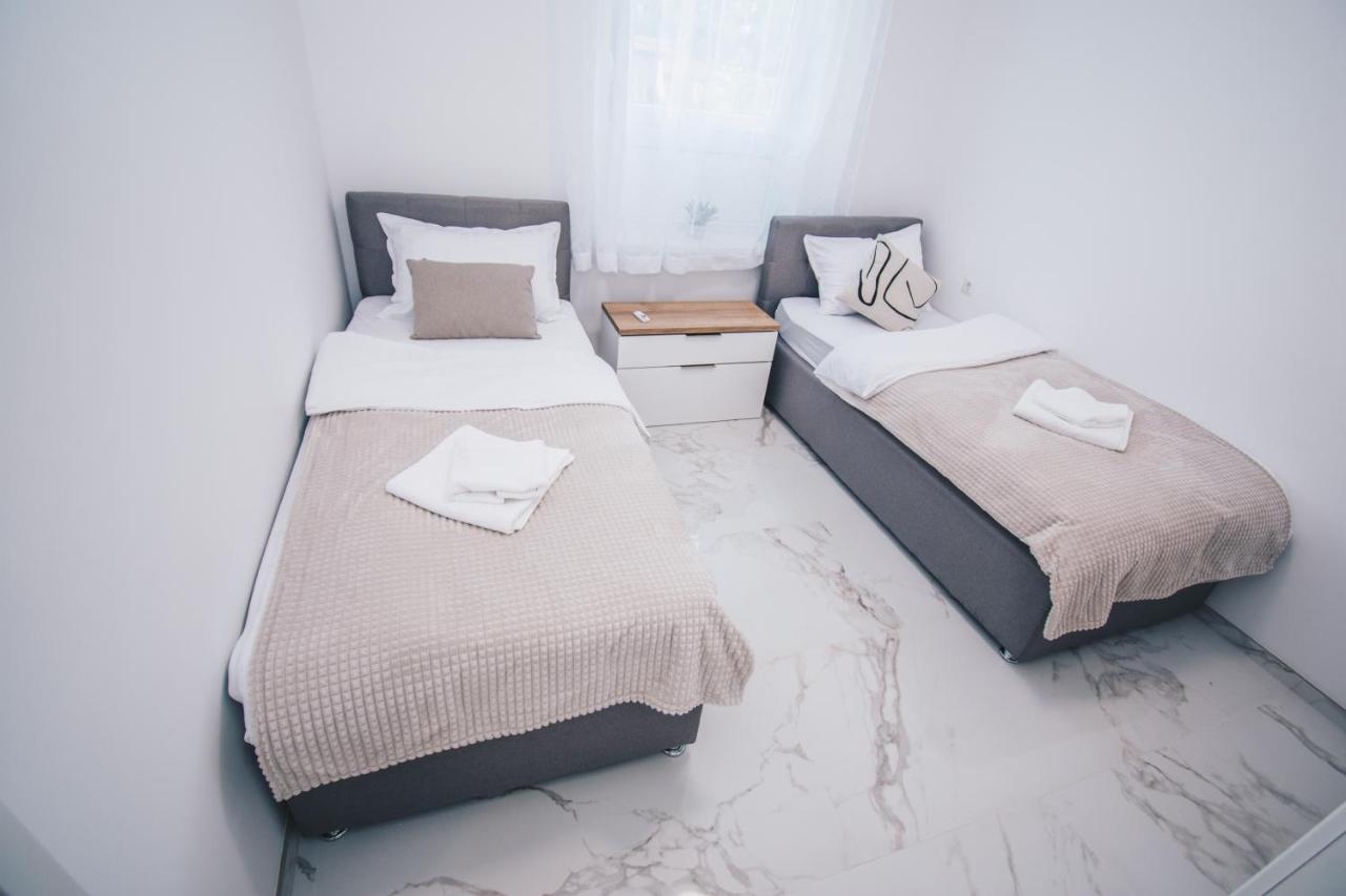 L Apartment Maribor Extérieur photo