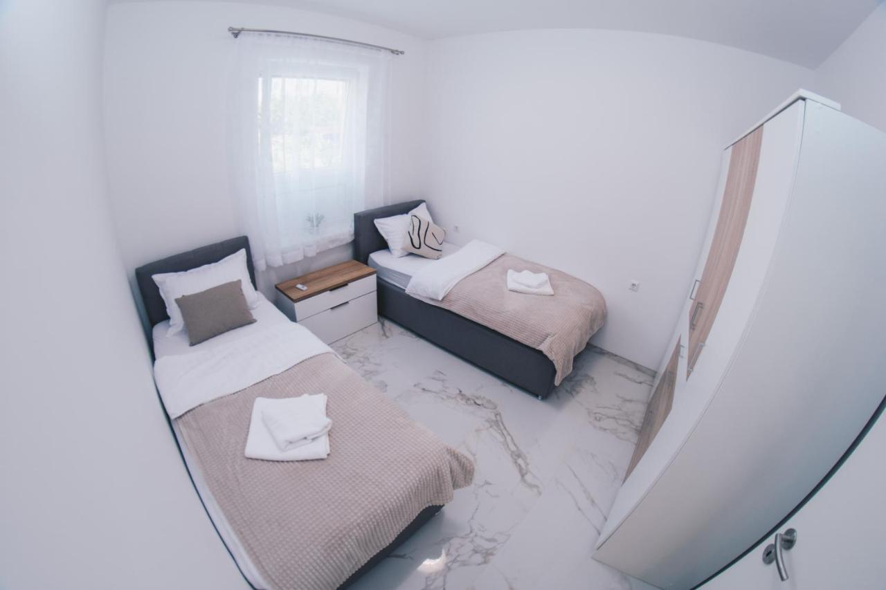 L Apartment Maribor Extérieur photo
